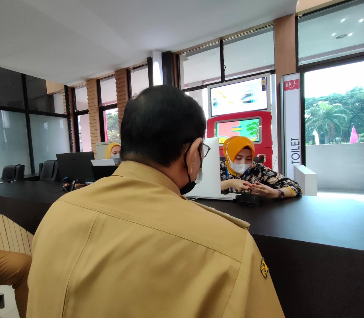 Wali Kota Tasikmalaya Meninjau Kesiapan Anjungan Dukcapil Mandiri Di ...